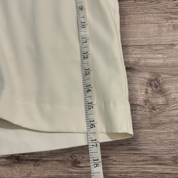 NIKE Golf Tour Performance Skort Dri-Fit Size 2 - Picture 8 of 10